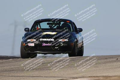 media/Oct-26-2025-CalClub SCCA (Sun) [[8ce1e69566]]/Group 5/Grapevine/